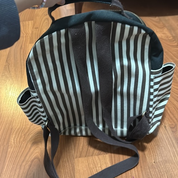 henri bendel - Picture 3 of 3